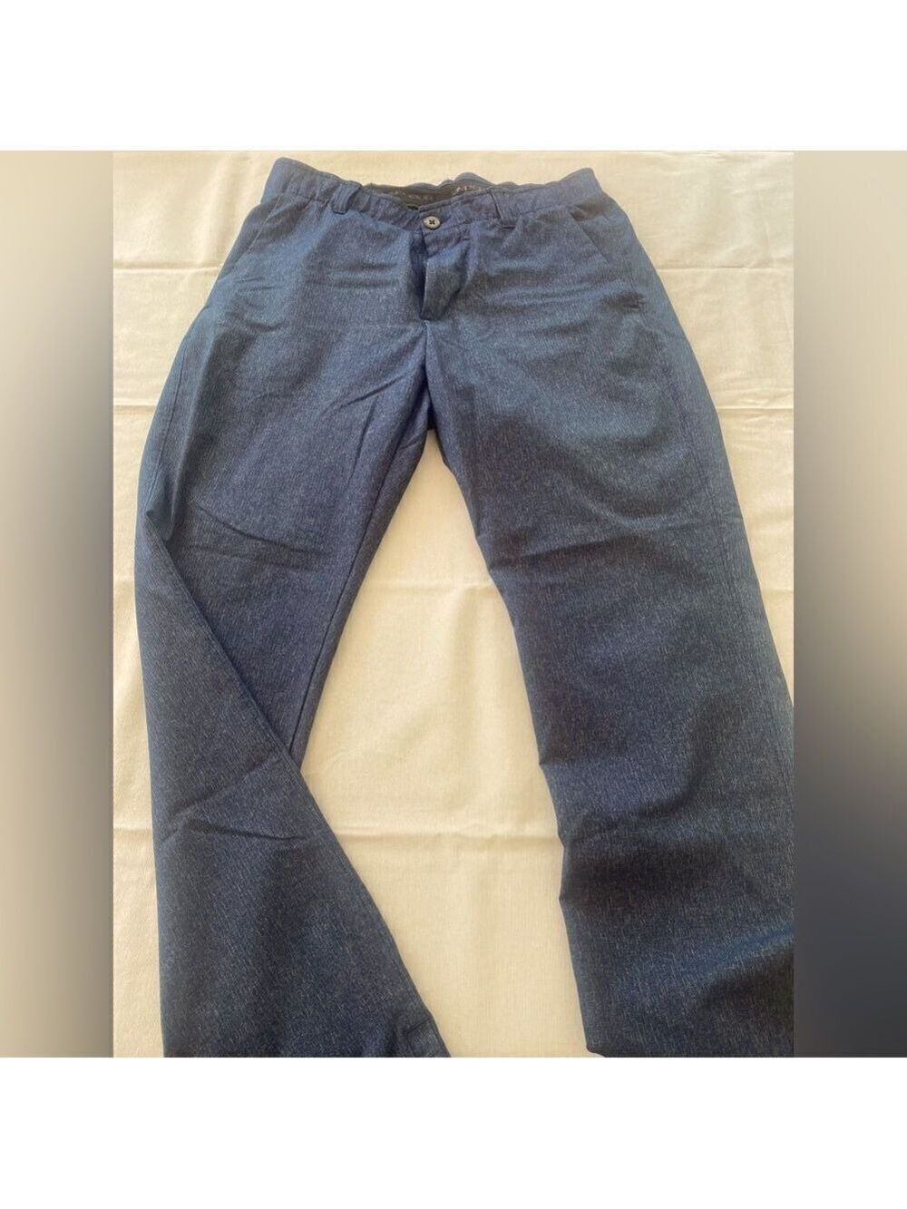 Under Armour golf pants! Excellent condition!!